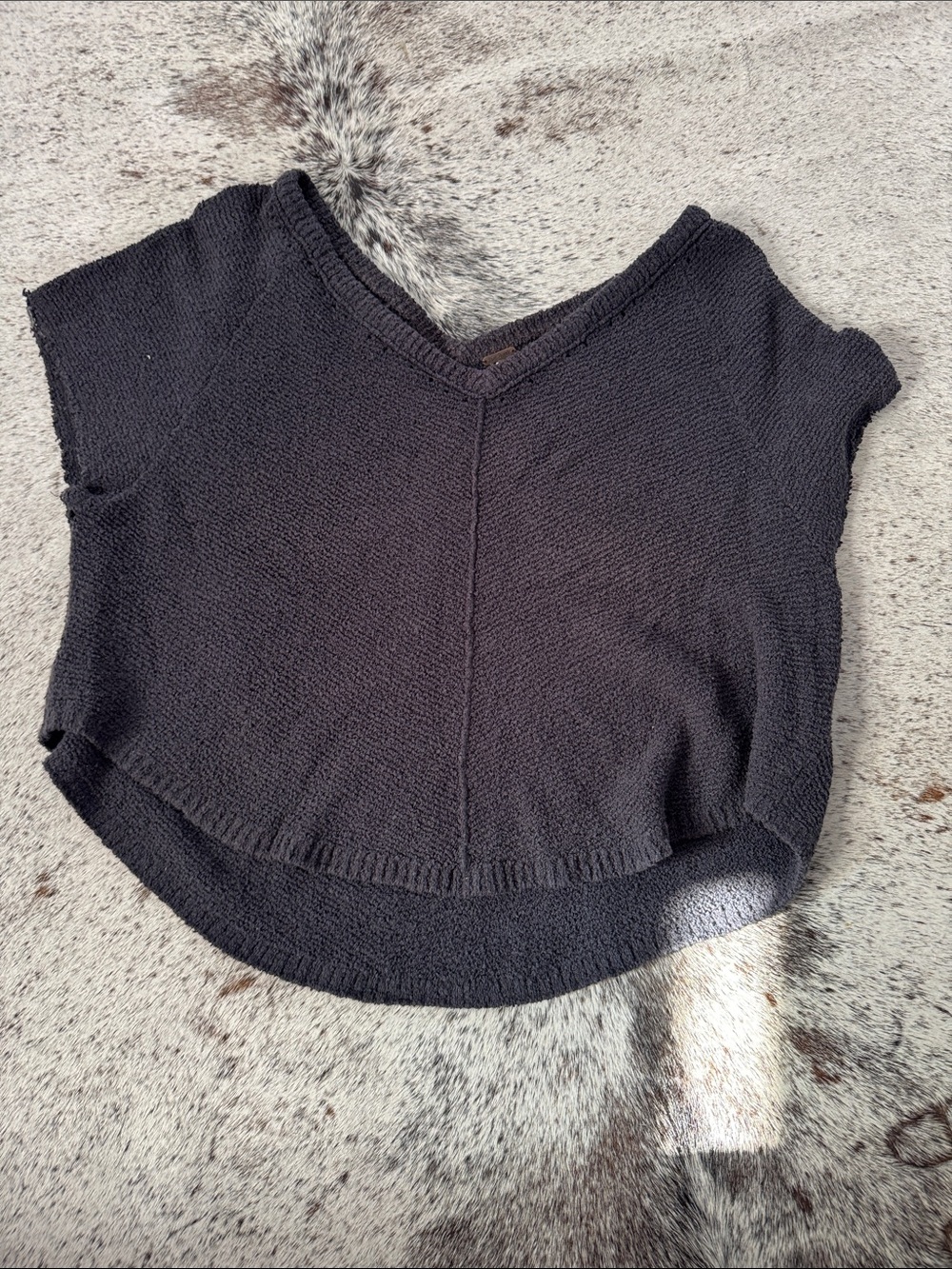 Free People Black V-Neck Cropped Knit Top